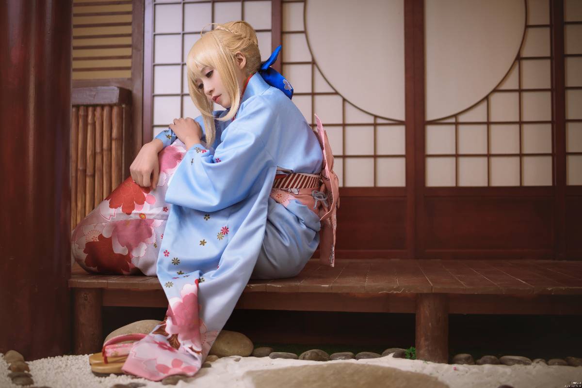 骑士王Saber晴着鲜艳和服登场 一改往日朴素风格 (4)