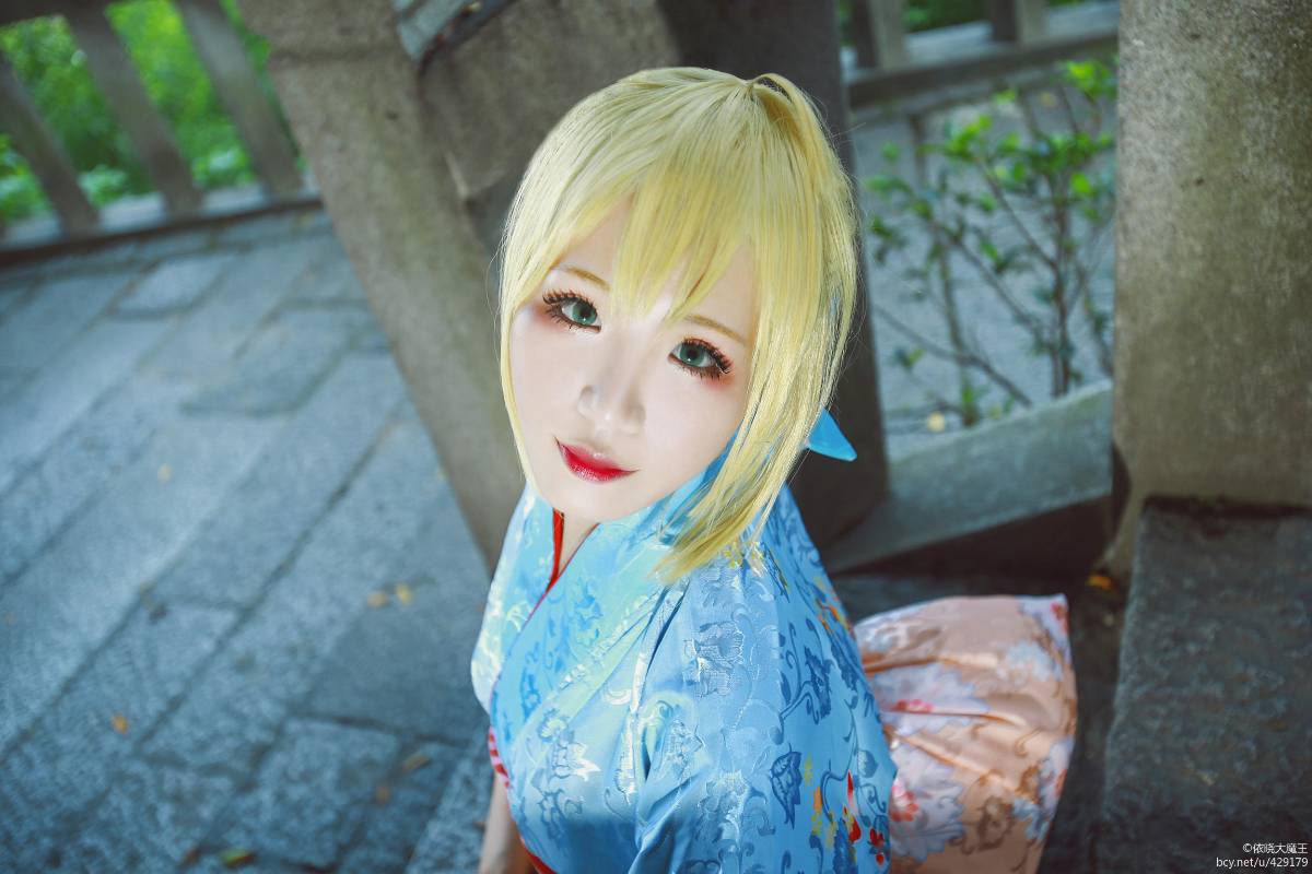 阿尔托利亚·潘德拉贡 和服手办cos (7)