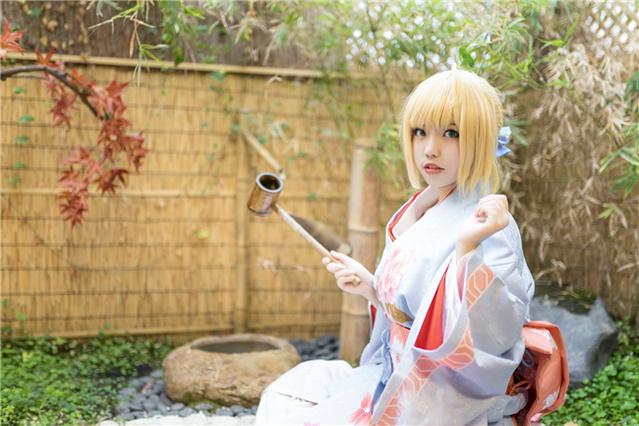 saber 同人手办和服cosplay (7)
