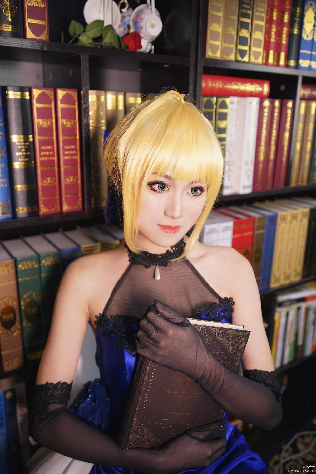 saber cos蓝礼服设定集 (9)