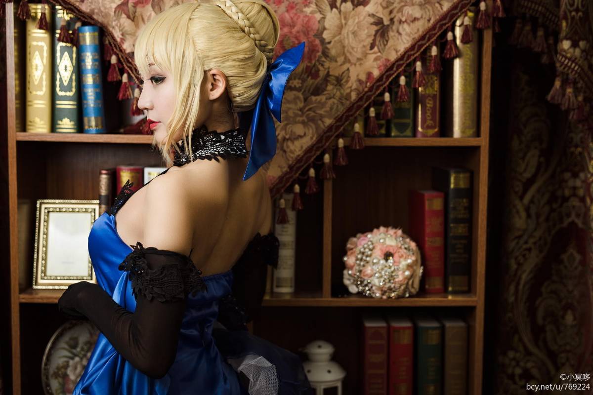 fateextella设定集小礼服 (8)