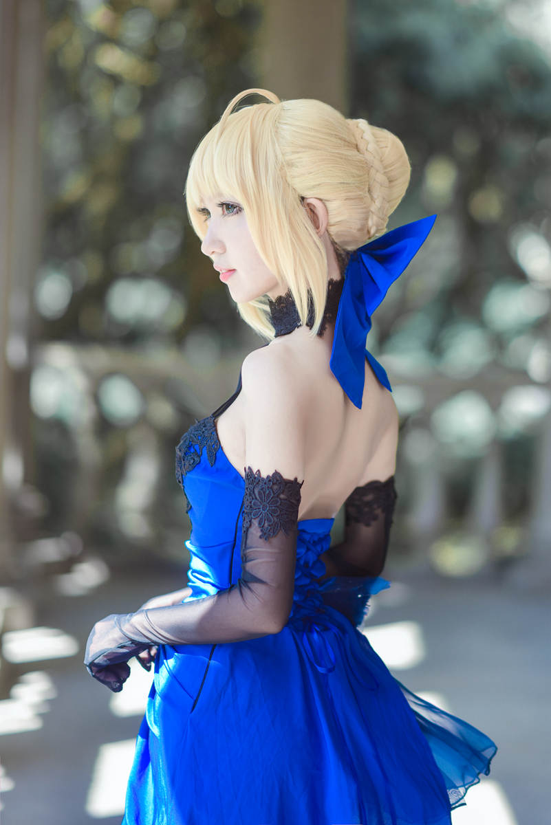 FateExtella Saber 蓝礼服 cos (1)