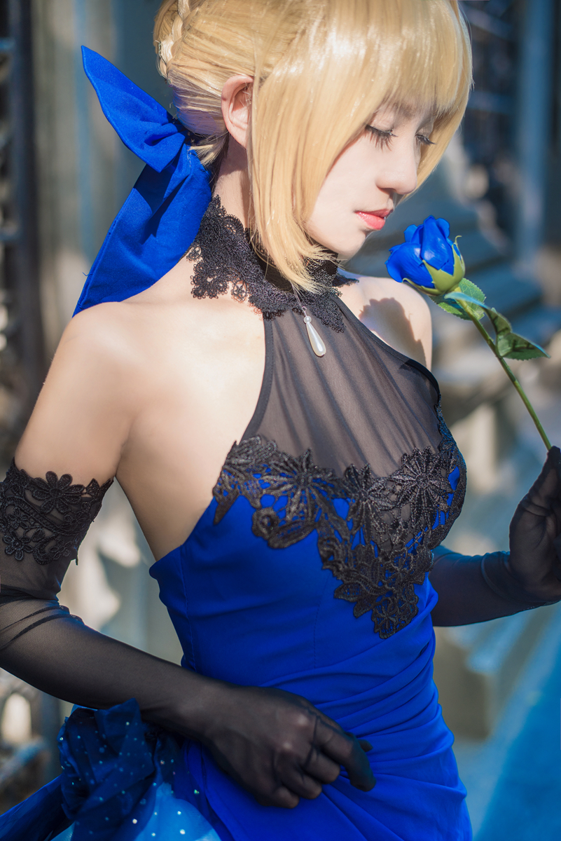 FateExtella Saber 蓝礼服 cos (14)