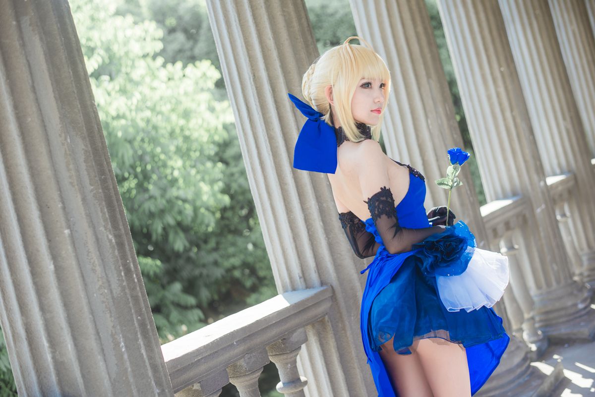FateExtella Saber 蓝礼服 cos (15)