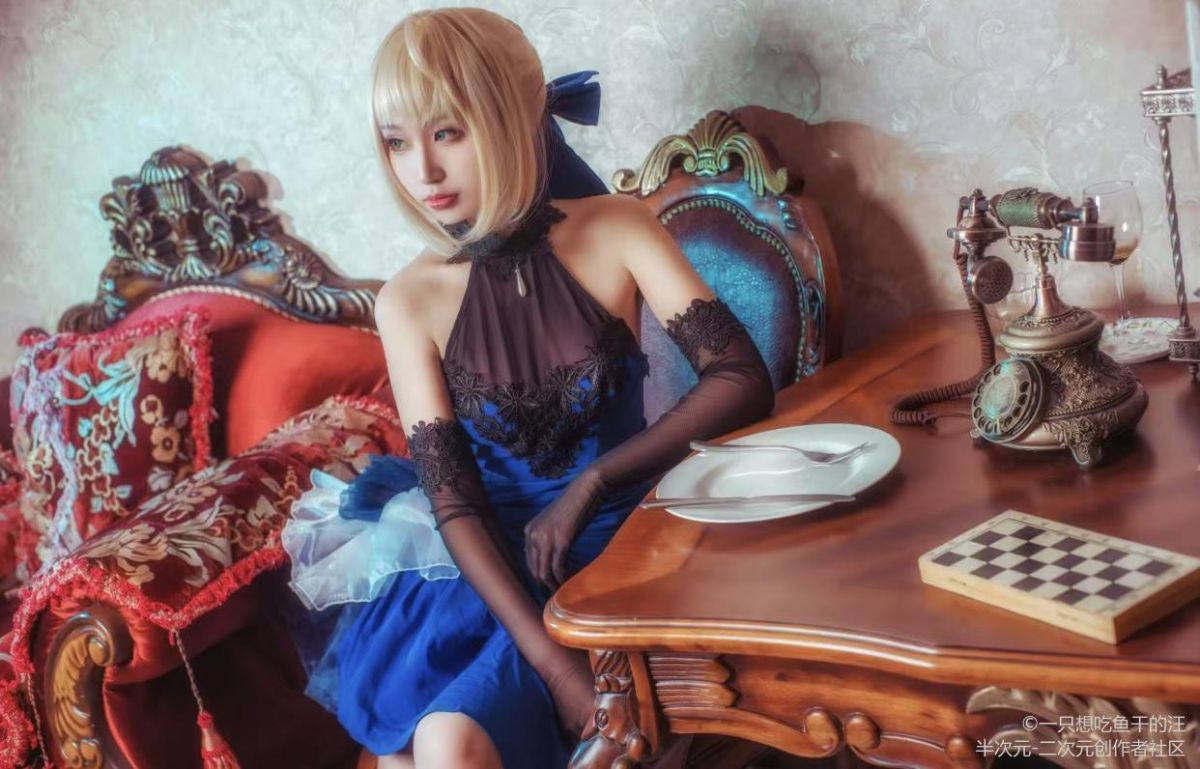 saber蓝礼服cos (5)