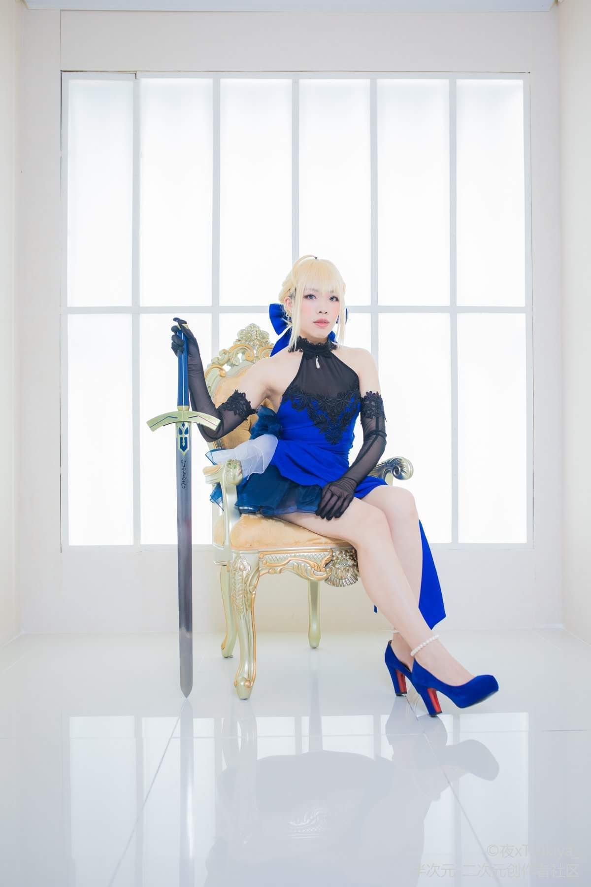 Saber 藍禮服 (4)