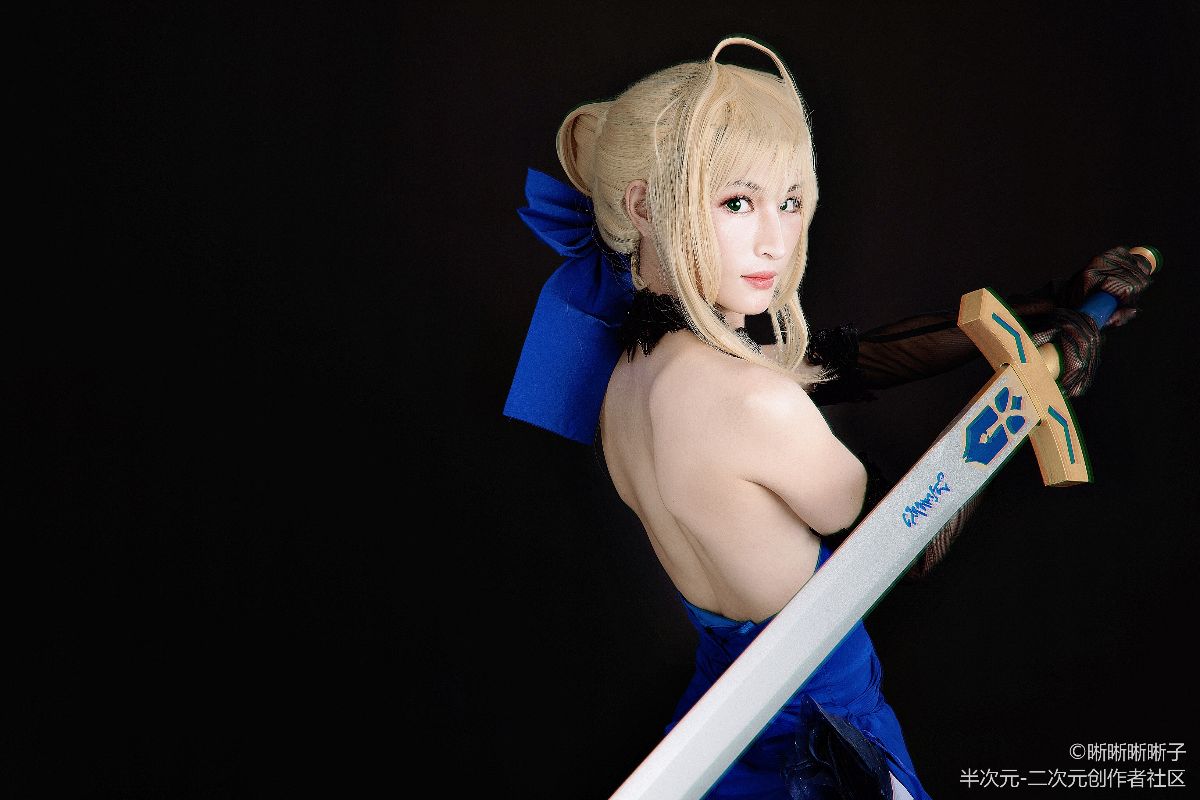 FateExtra saber 蓝礼服 (8)