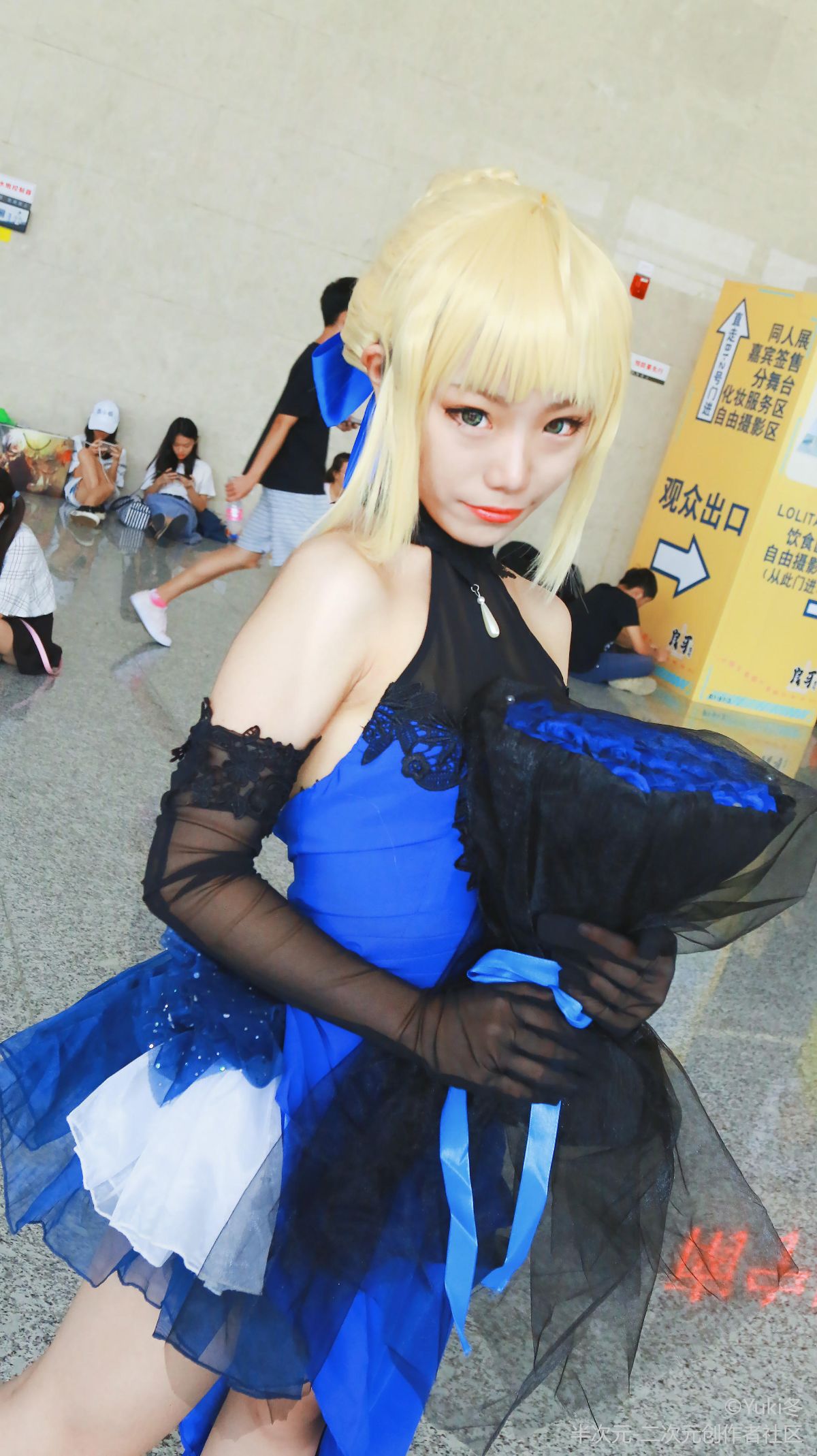 2018月邪夏典saber蓝礼服返图 (7)