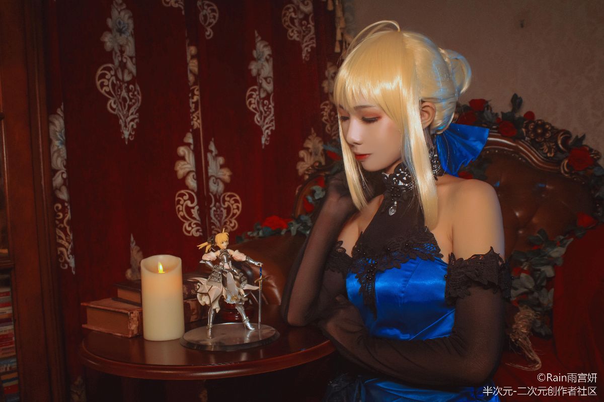 fateextella 阿尔托莉雅·潘德拉贡蓝礼服 (1)