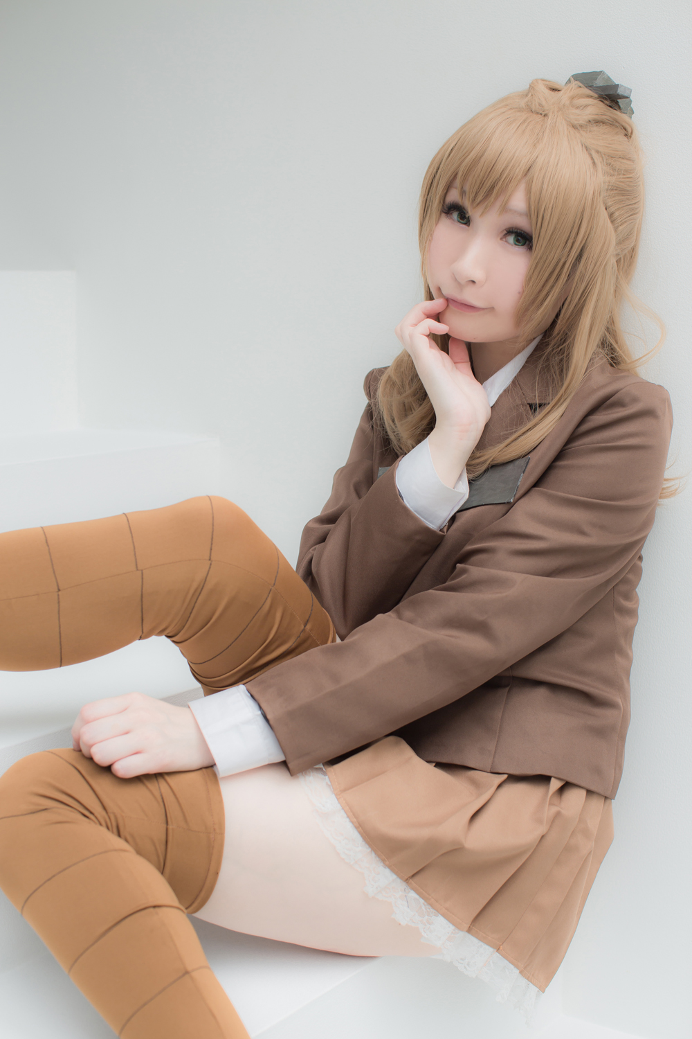 045