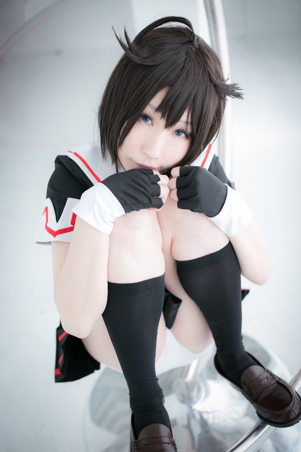 030