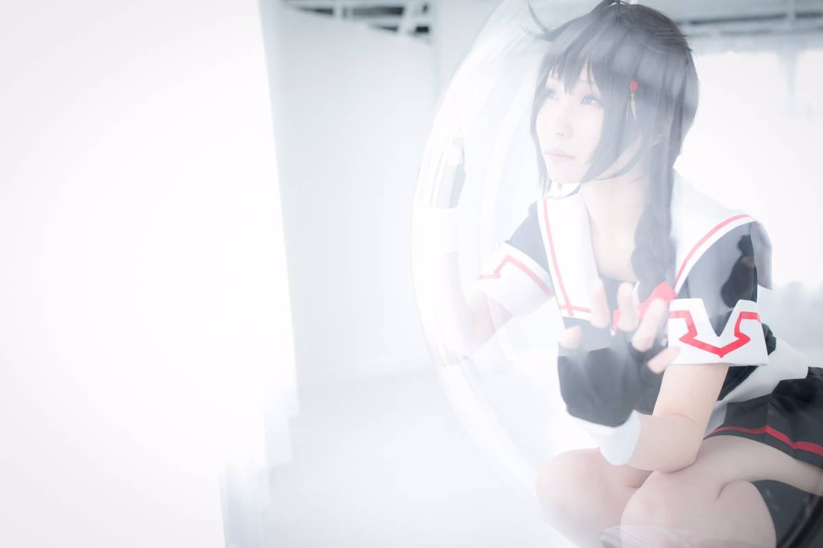 042
