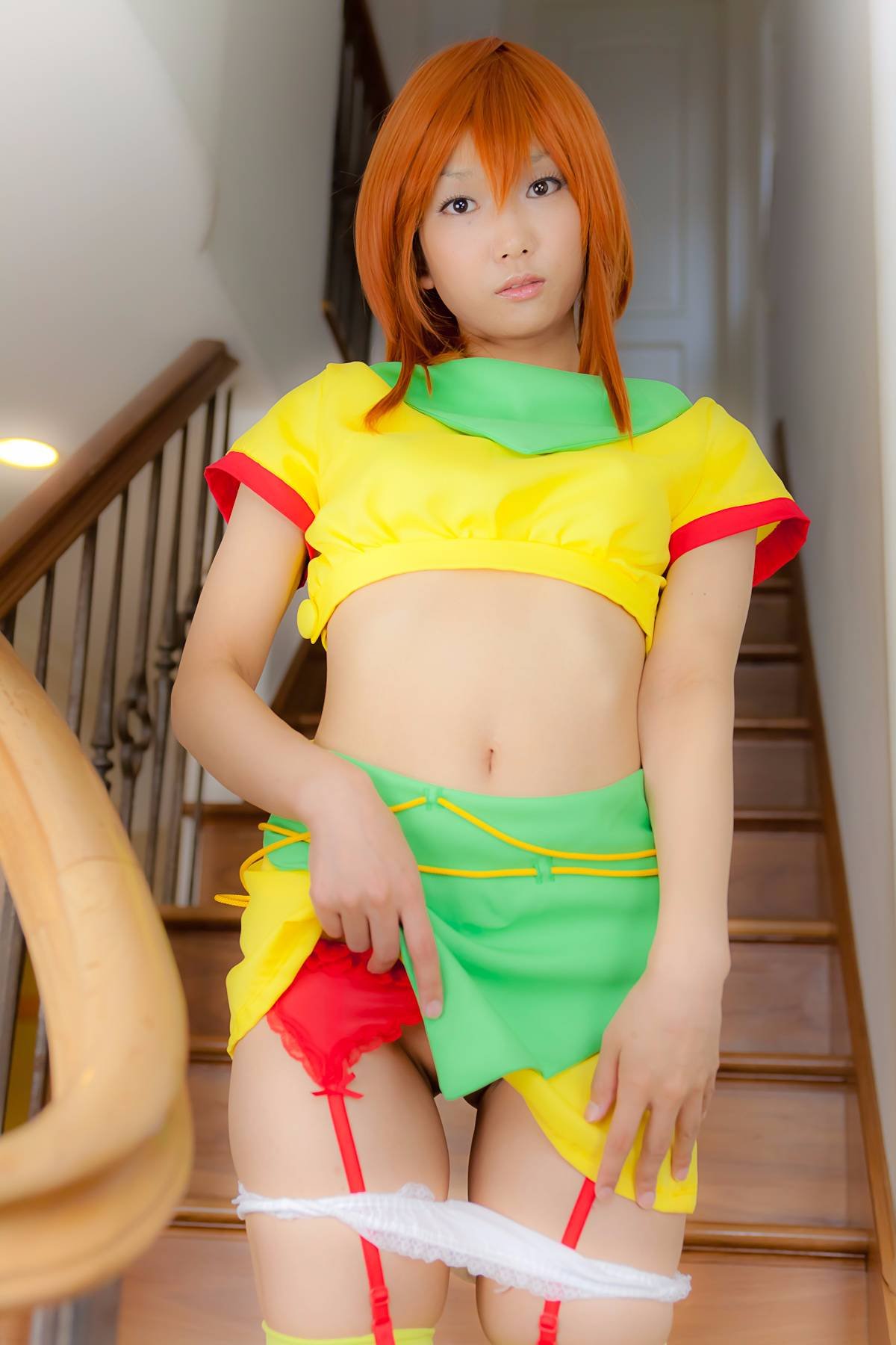 032