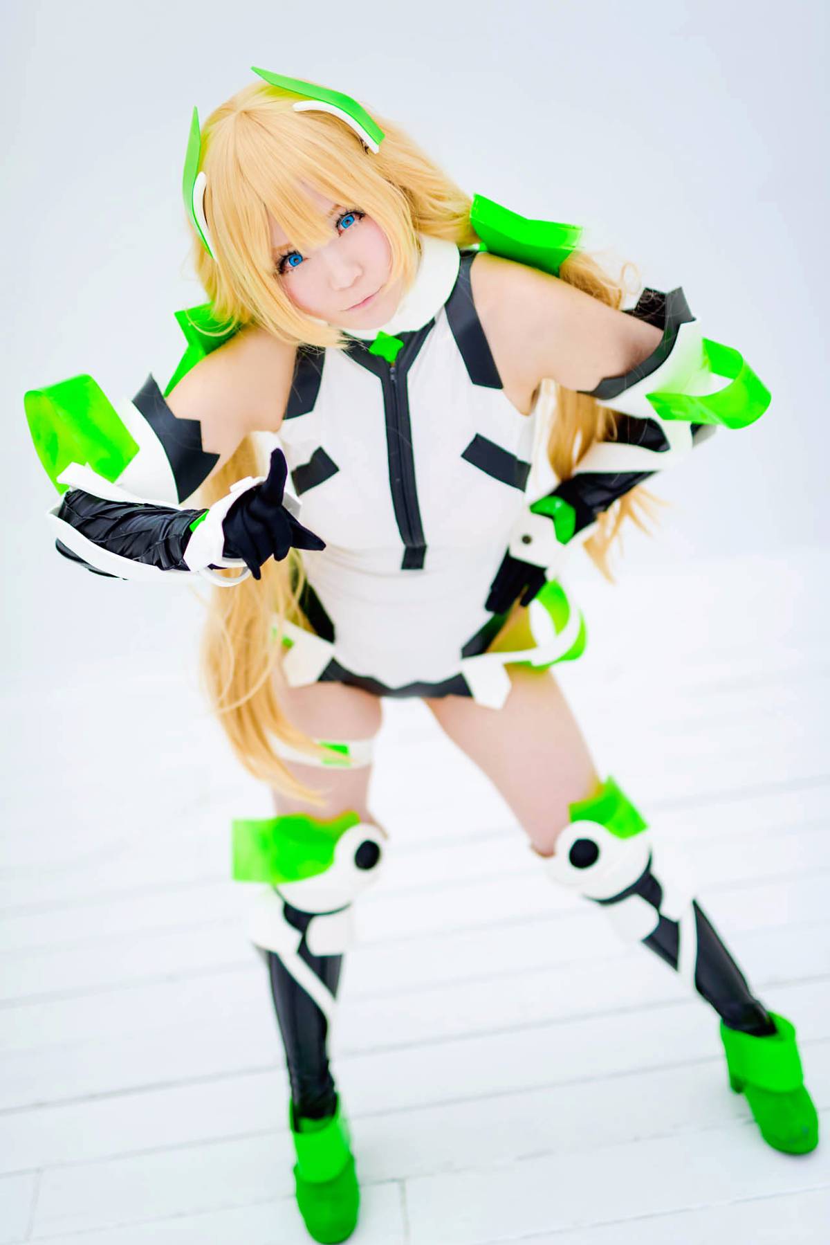 013