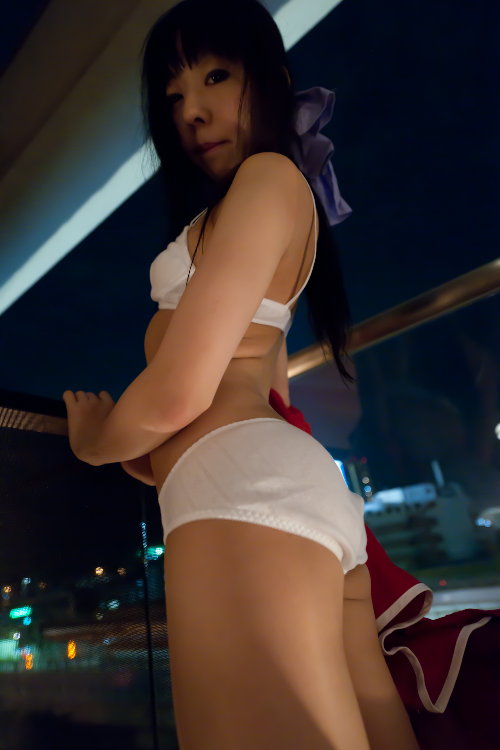 027
