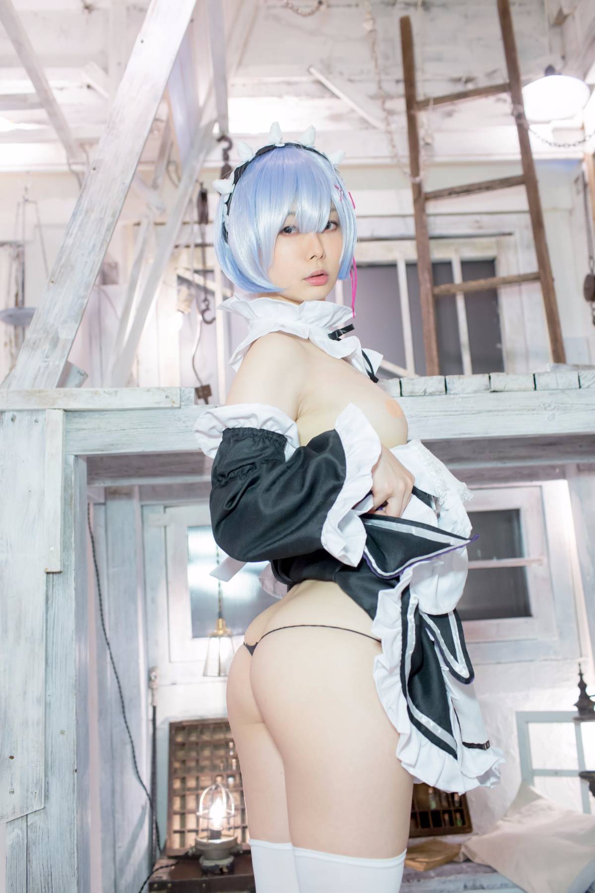 035