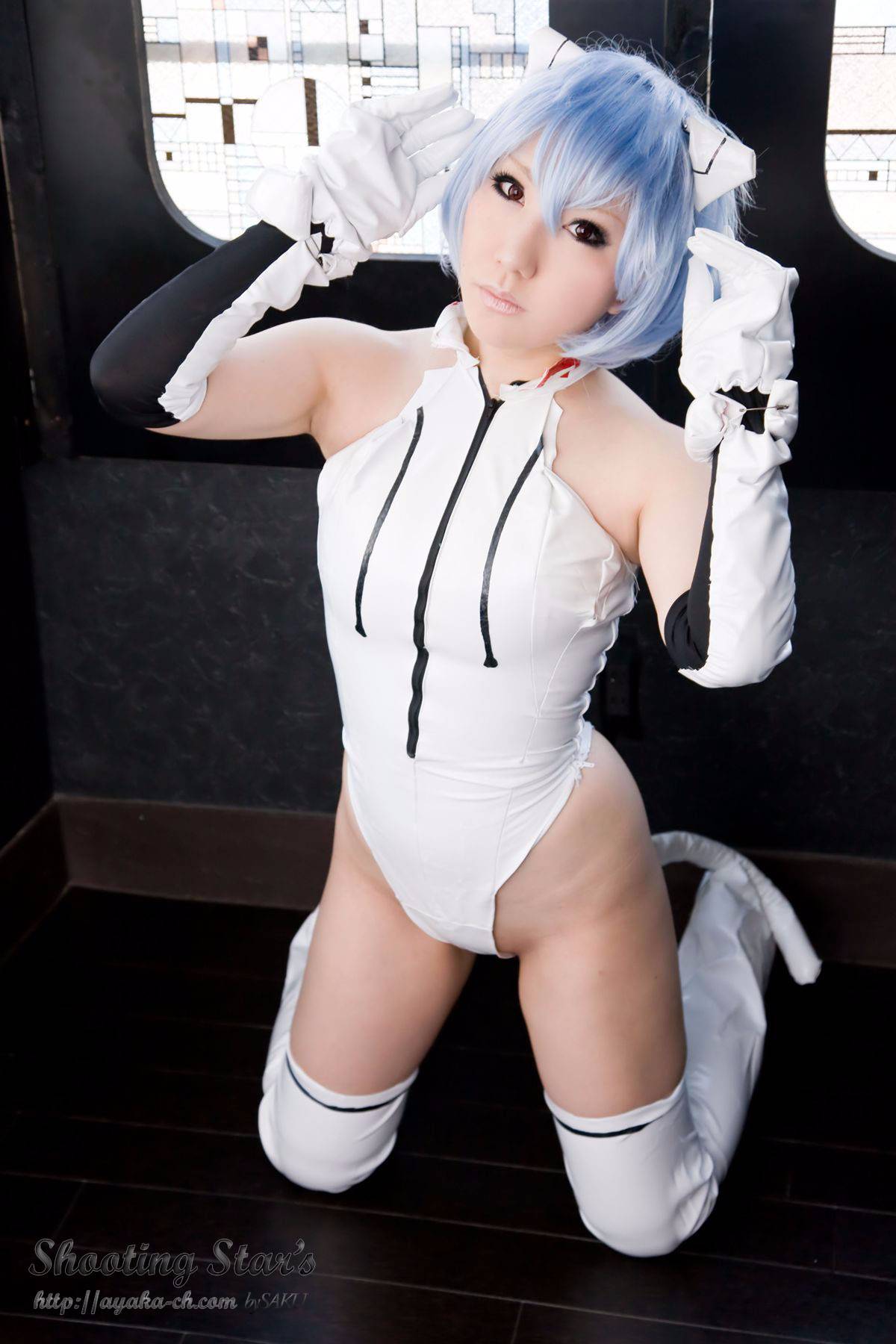 004