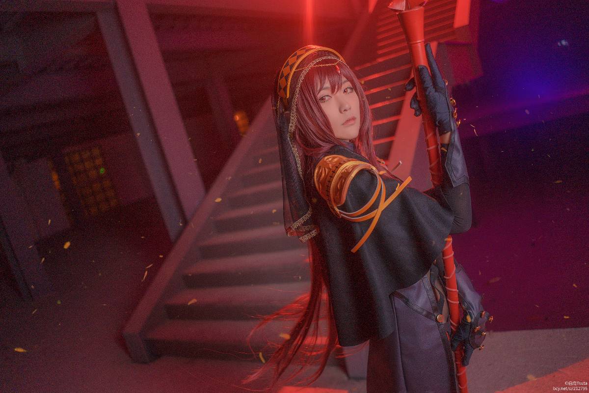 私は影の国の女王。異境、魔境の主。誰も私と並び立つことは無い (13)