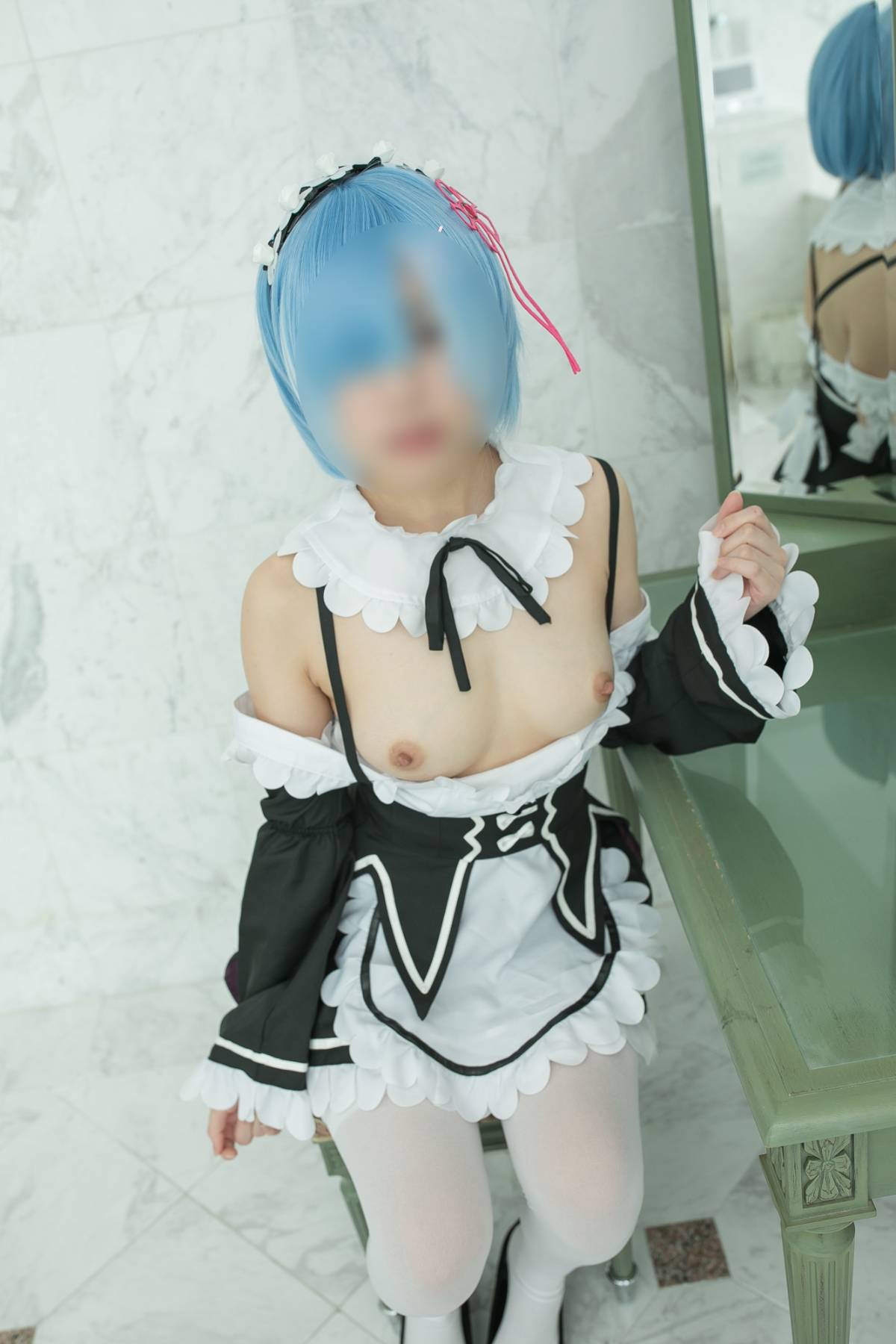 072
