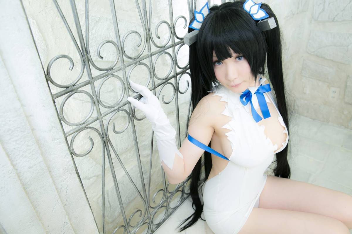 025