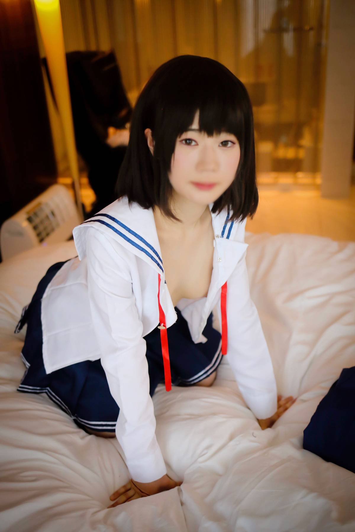 042