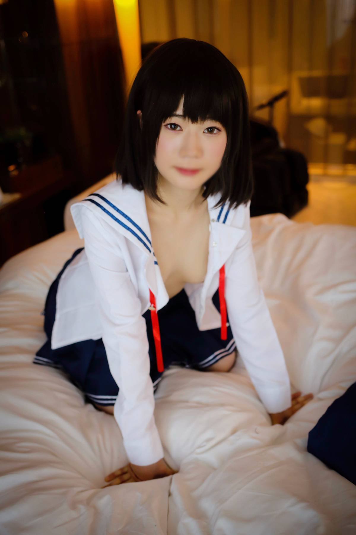 045