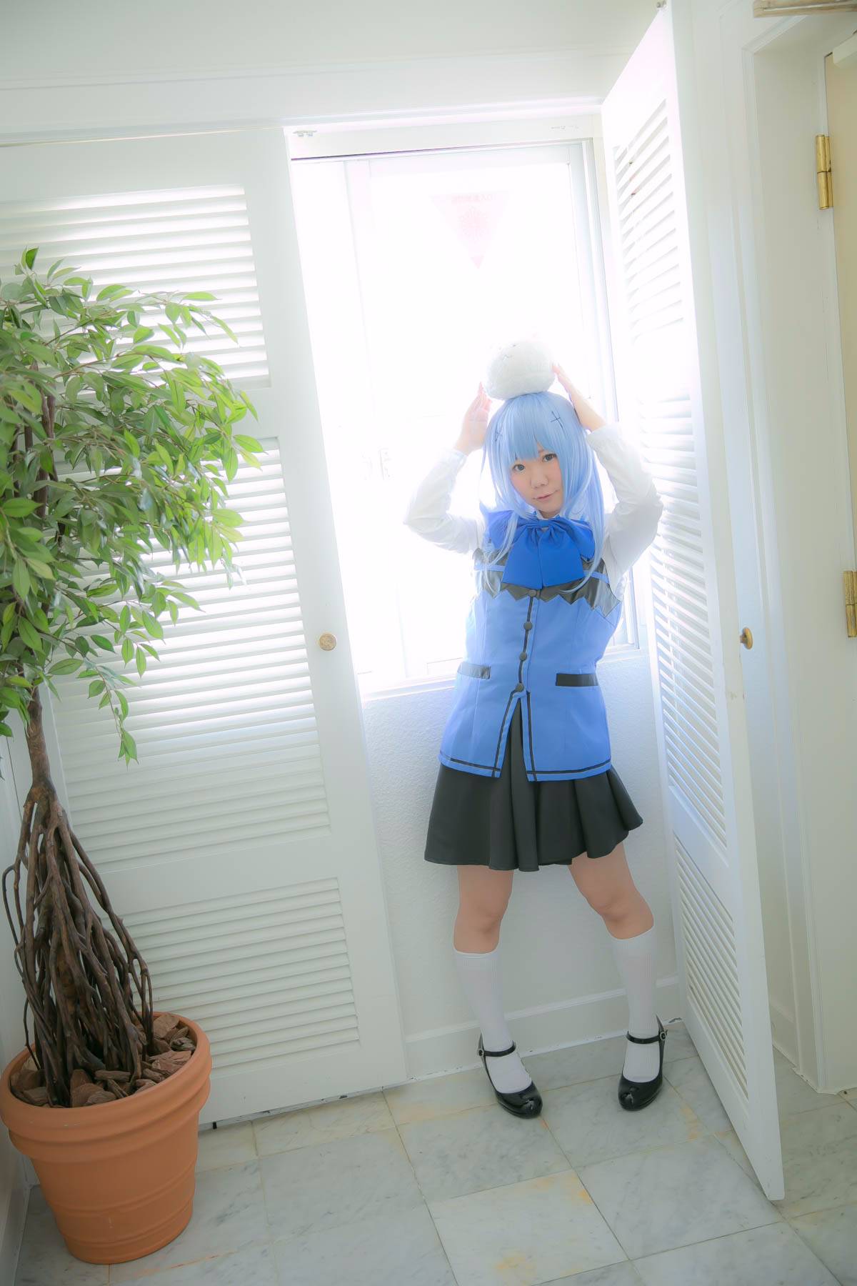 002