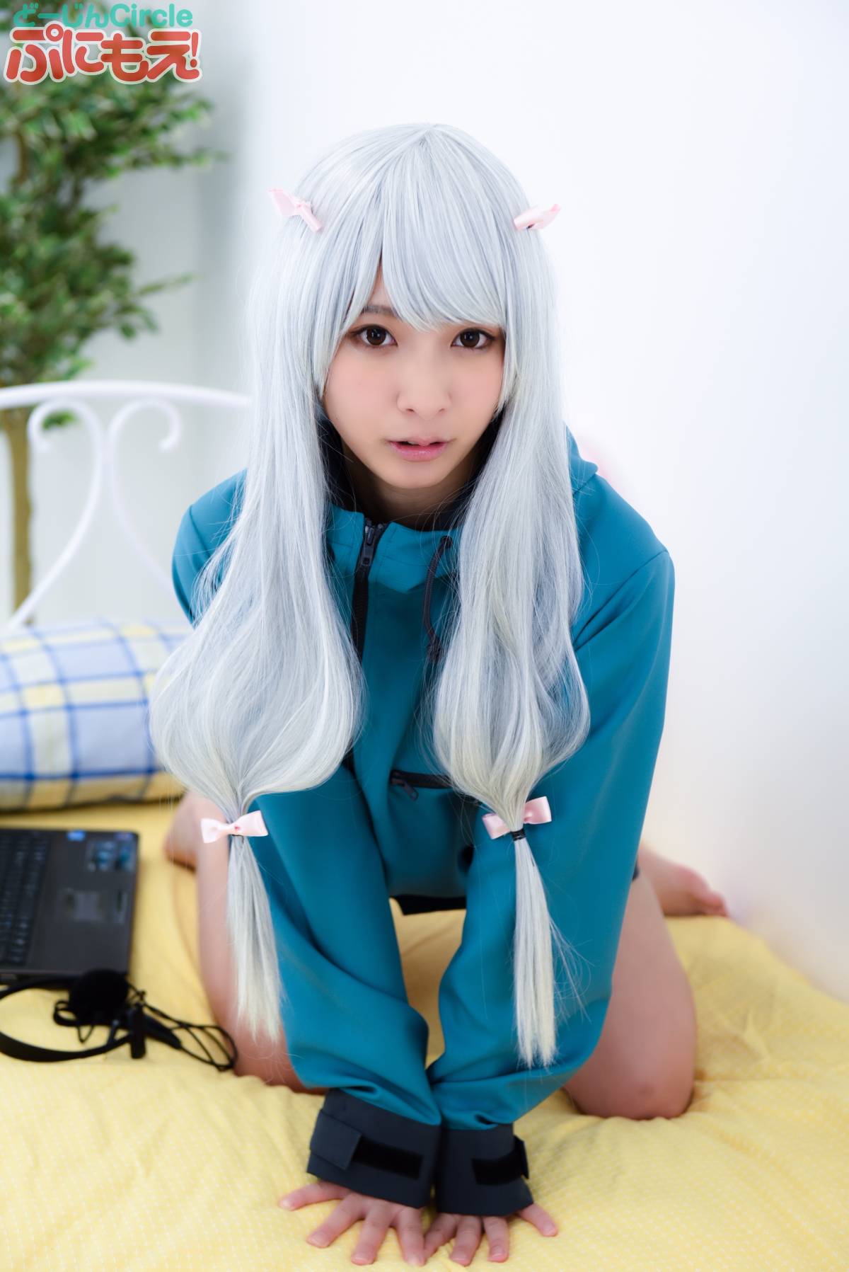 033