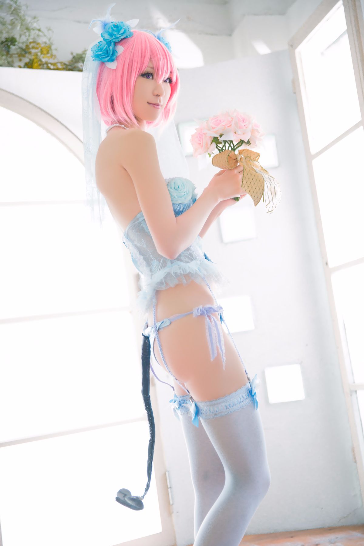 004
