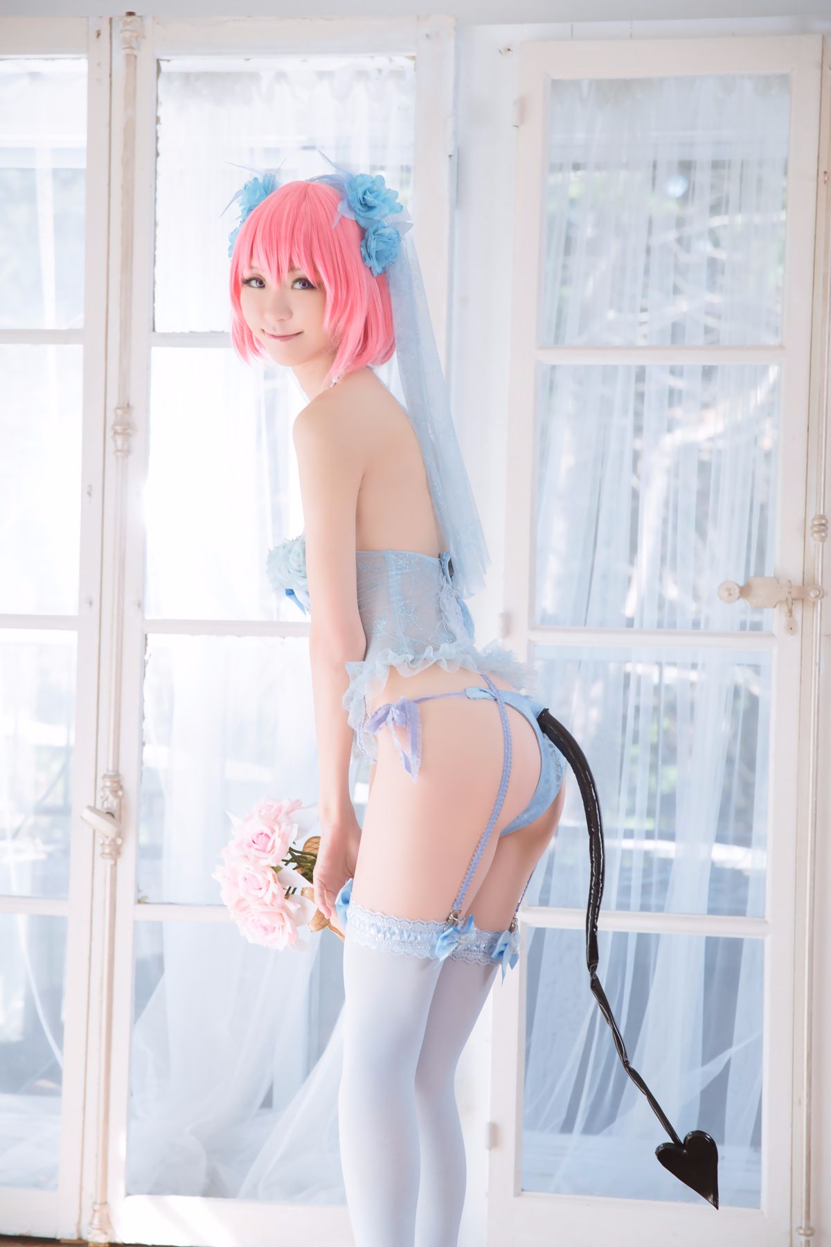 039