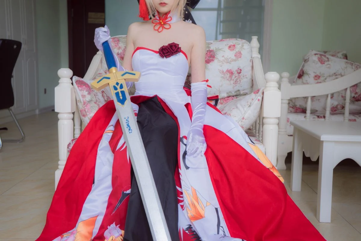 Saber (1)