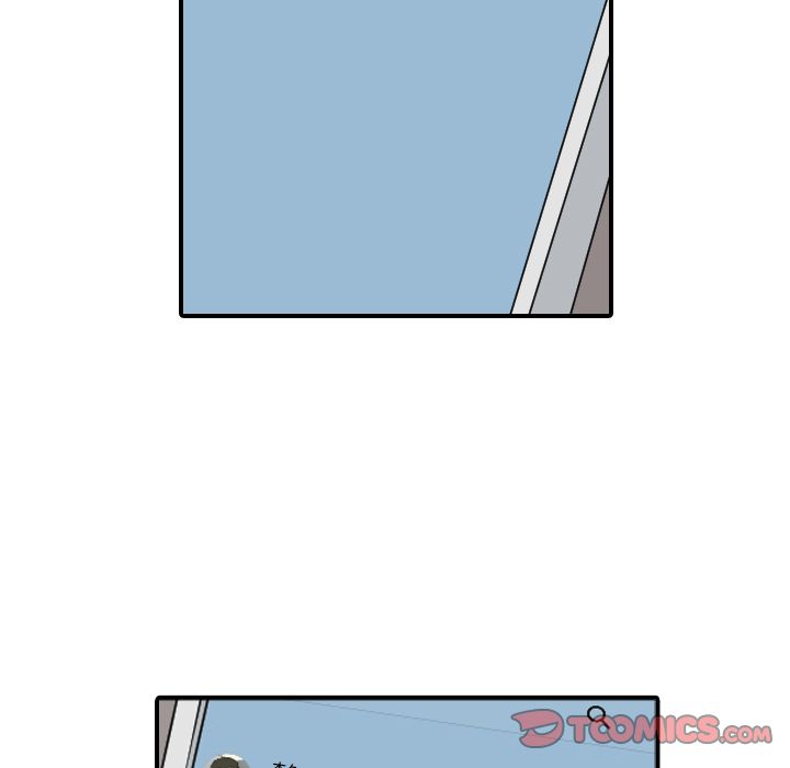4758