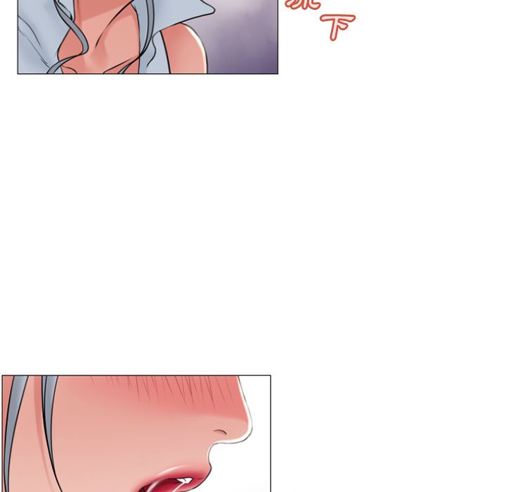 6892