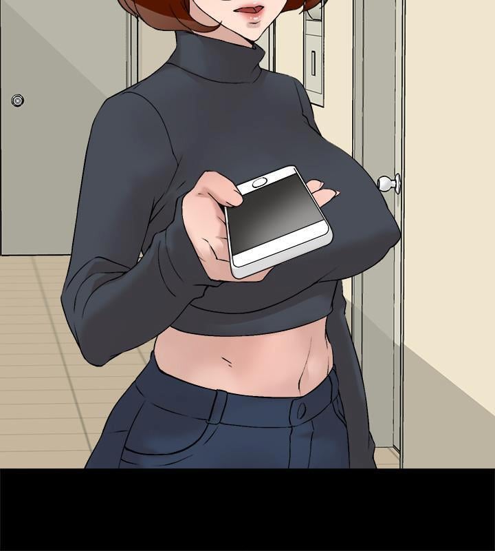 3858