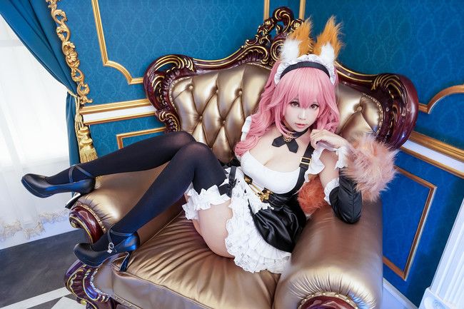 TamamonoMae-Maid-Cosplay-by-Elye-4