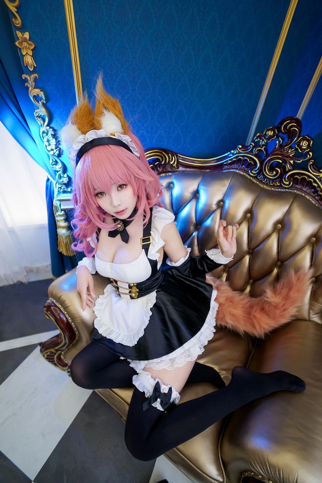 TamamonoMae-Maid-Cosplay-by-Elye-7