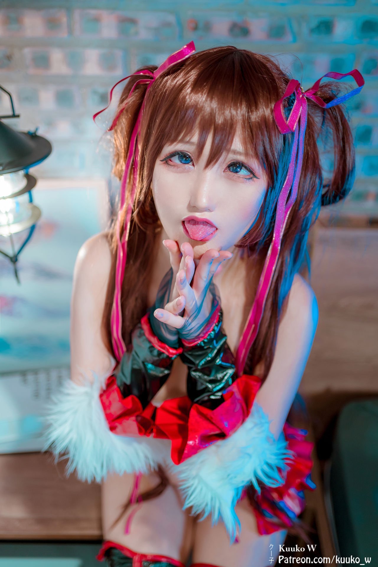 25_B809CEF8_13D5_497D_BA25_195D3A31A94A