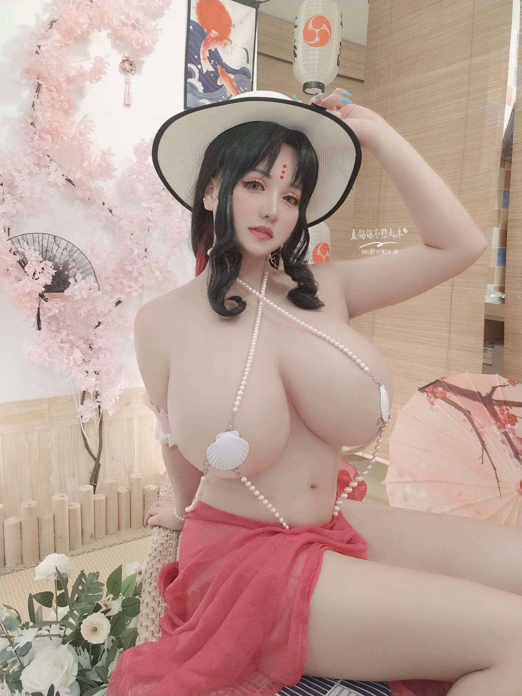(9)
