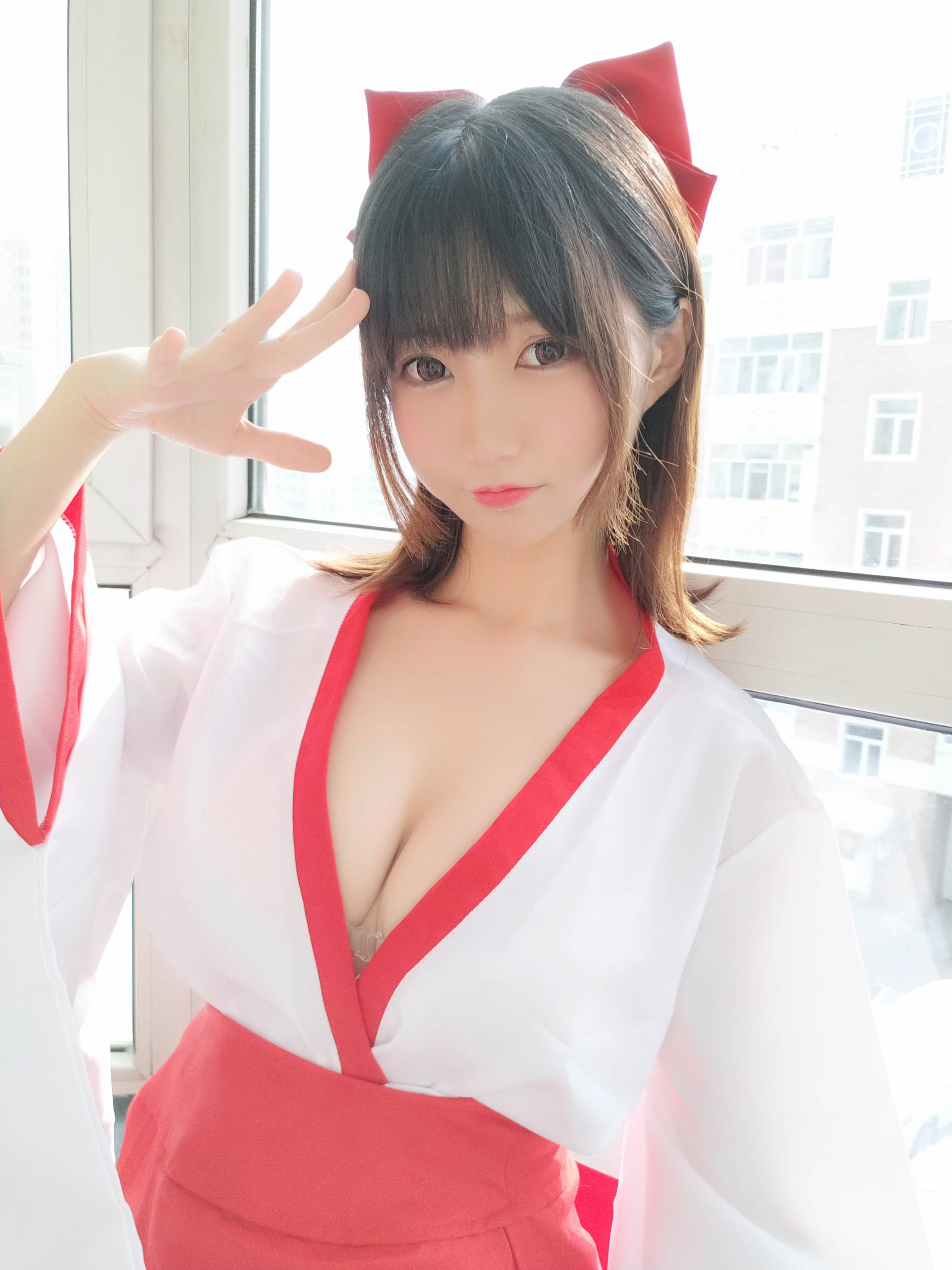 04