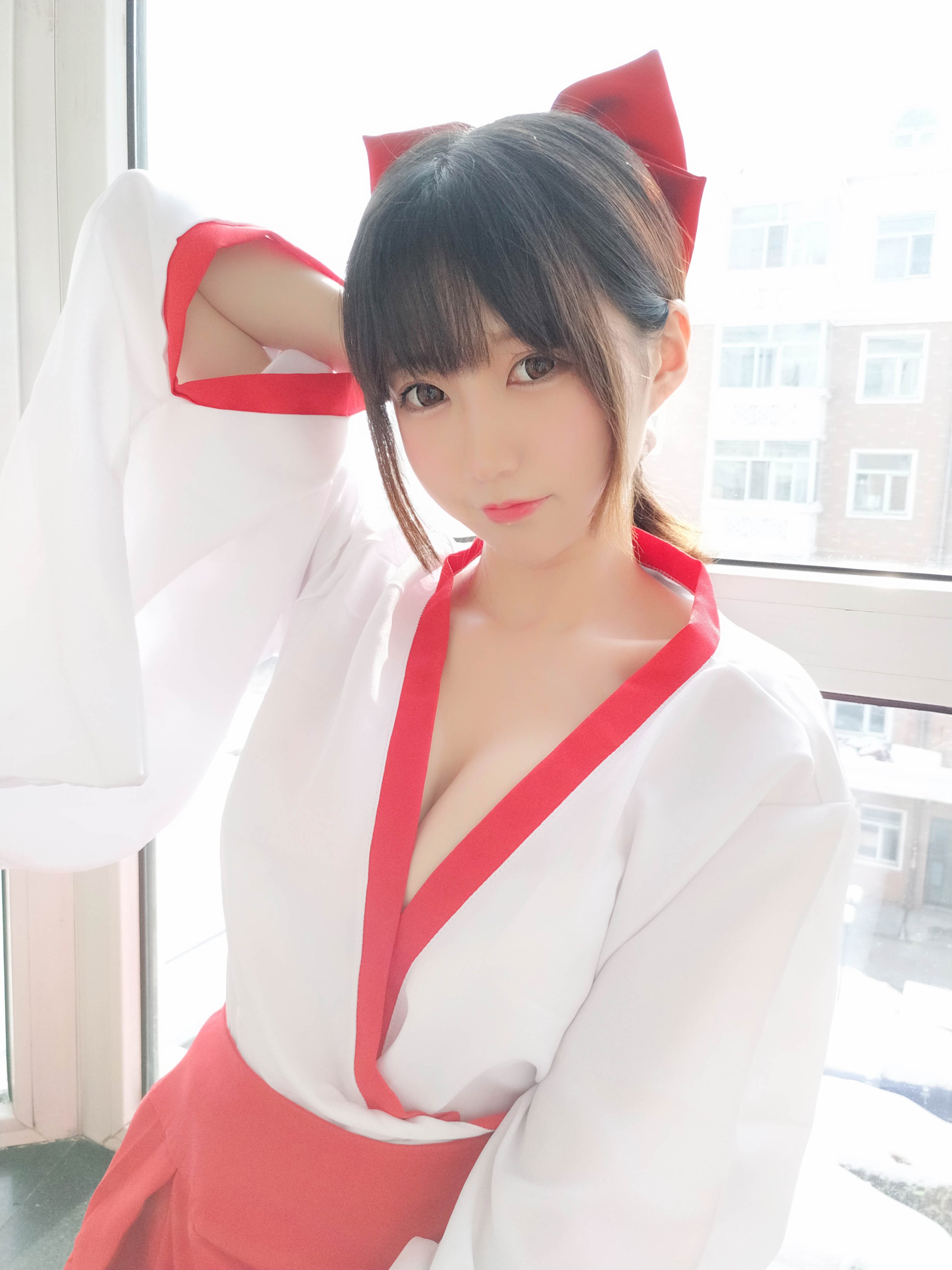 06