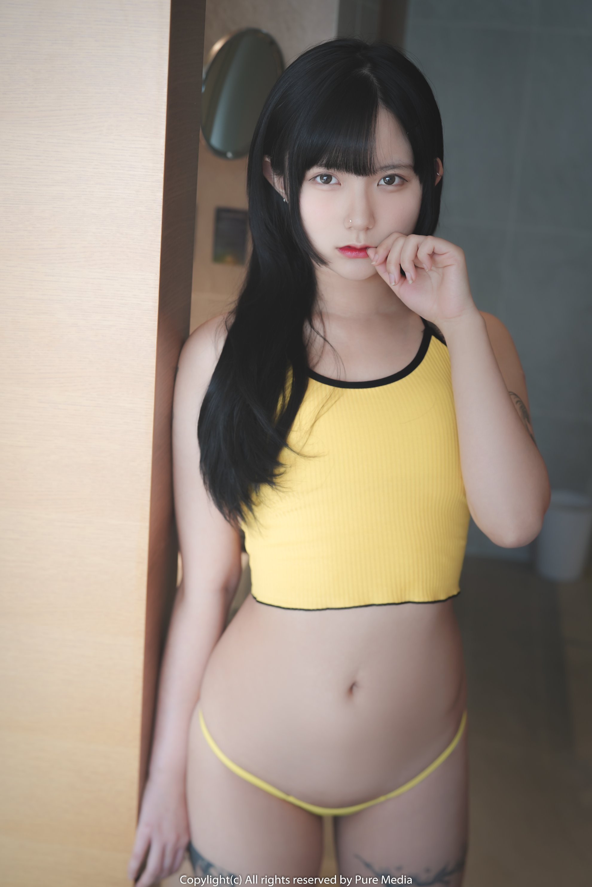 039