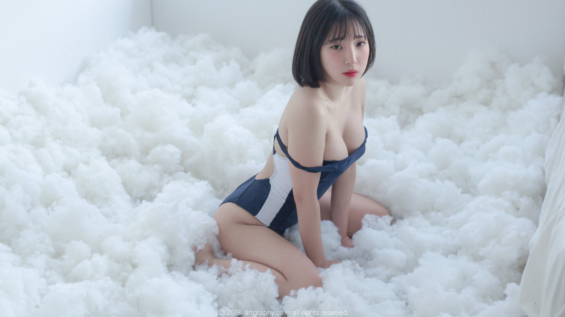 12_Inkyung_ArtGravia_2019_01_11_vol.045_011