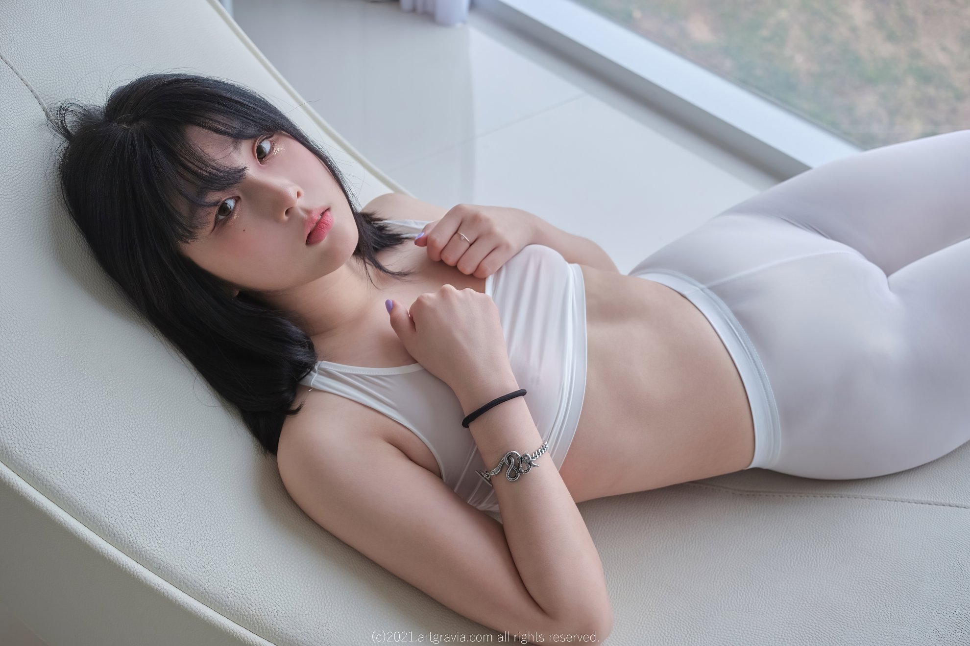 027