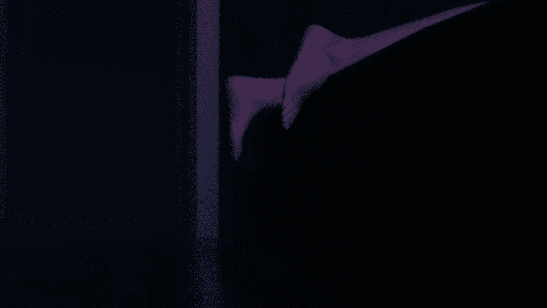 037