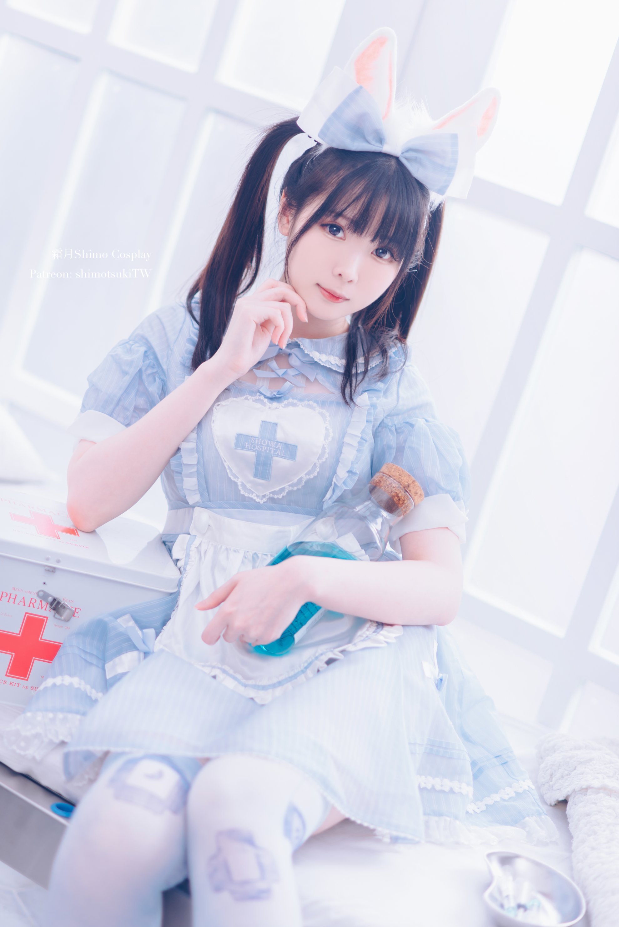 01