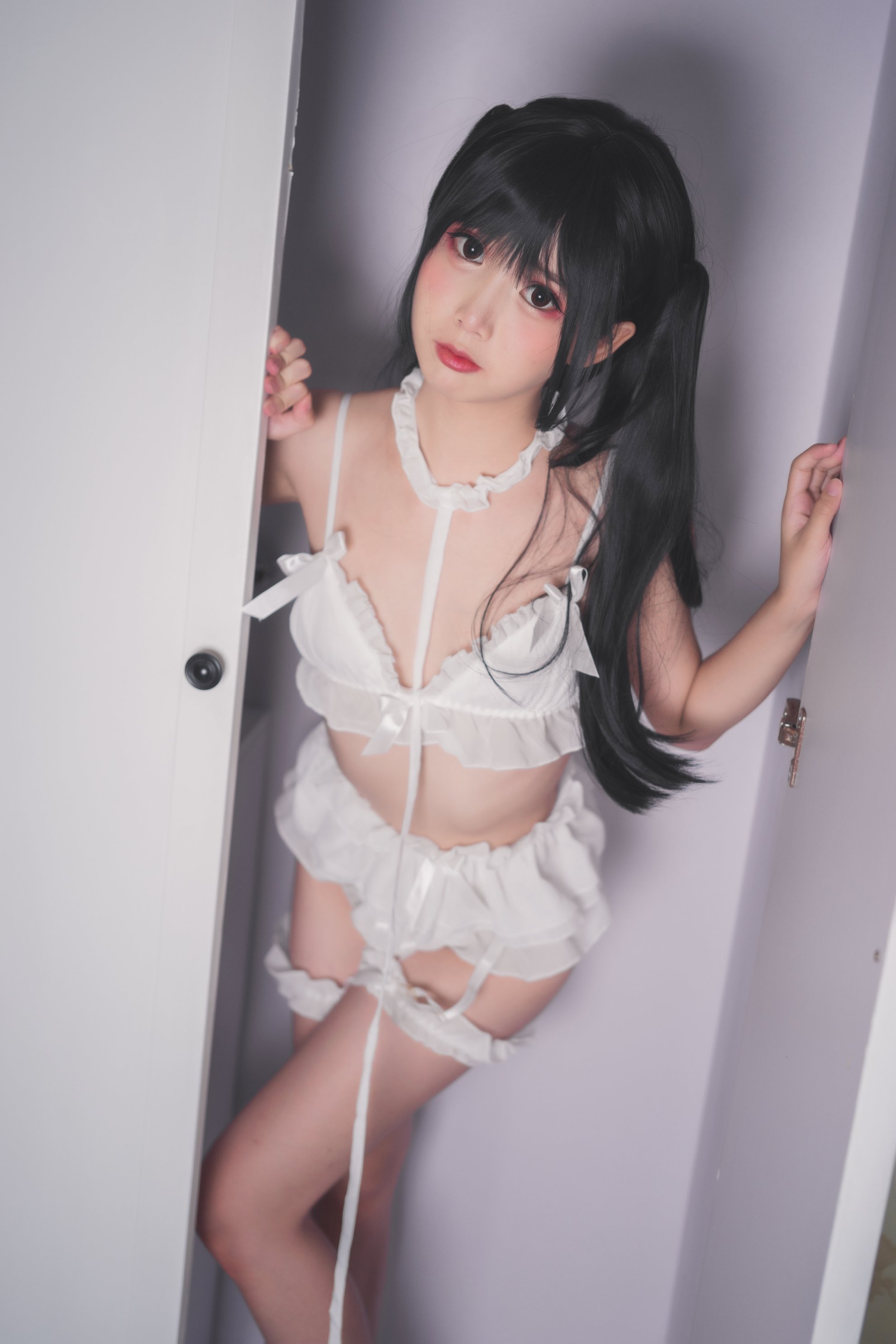 0017