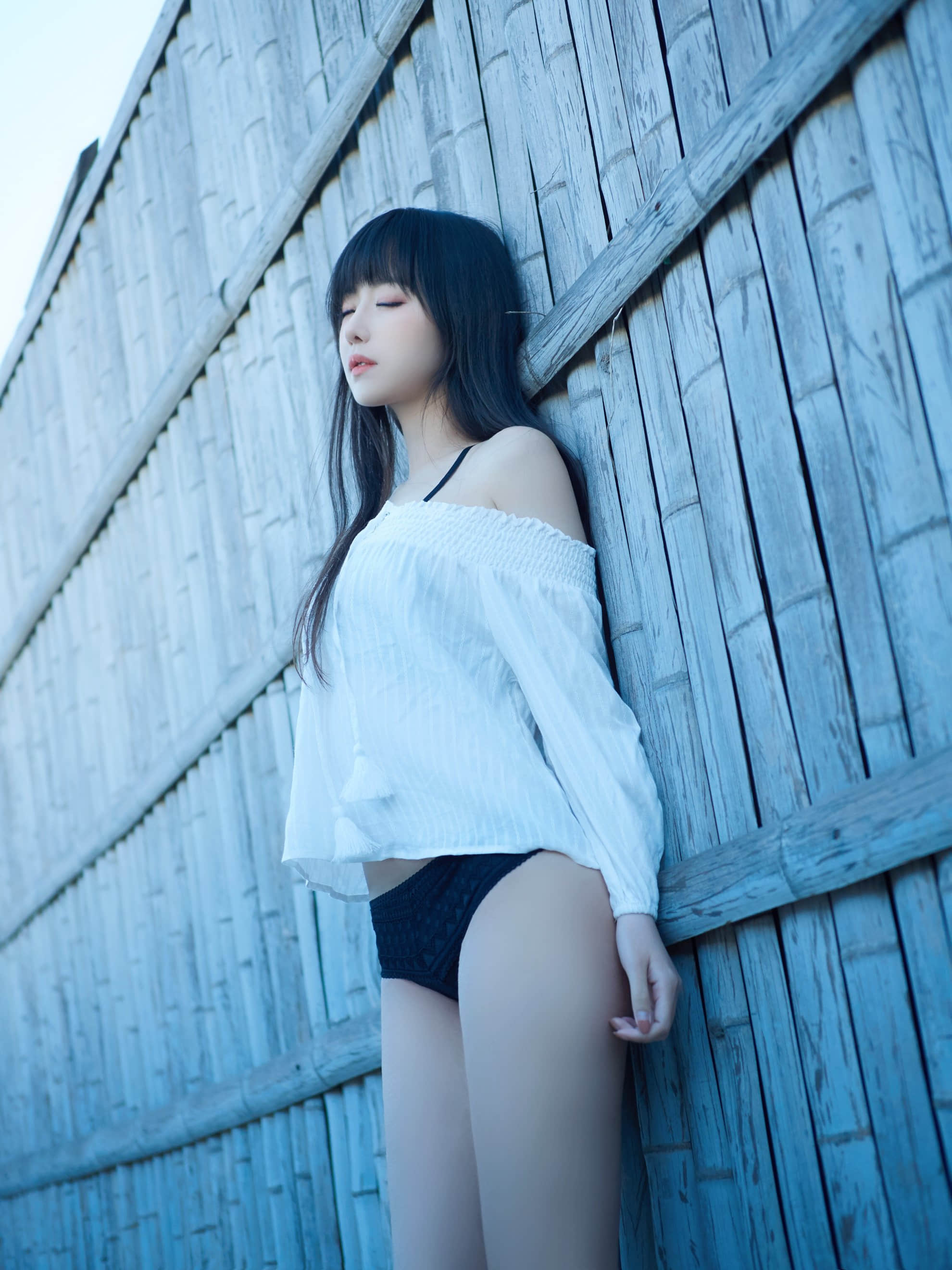 08