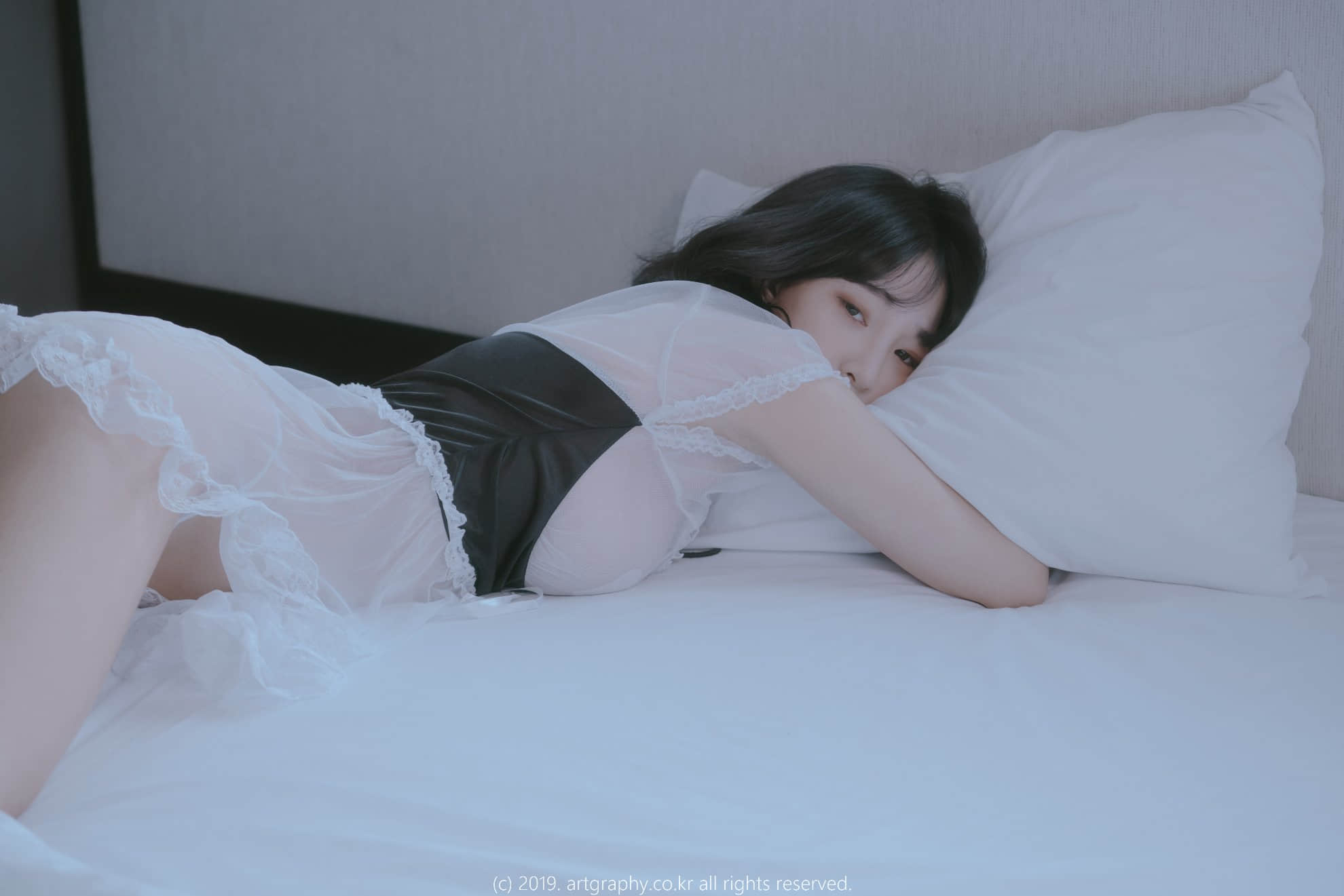 14_Inkyung_ArtGravia_2019_03_31_vol.069_014