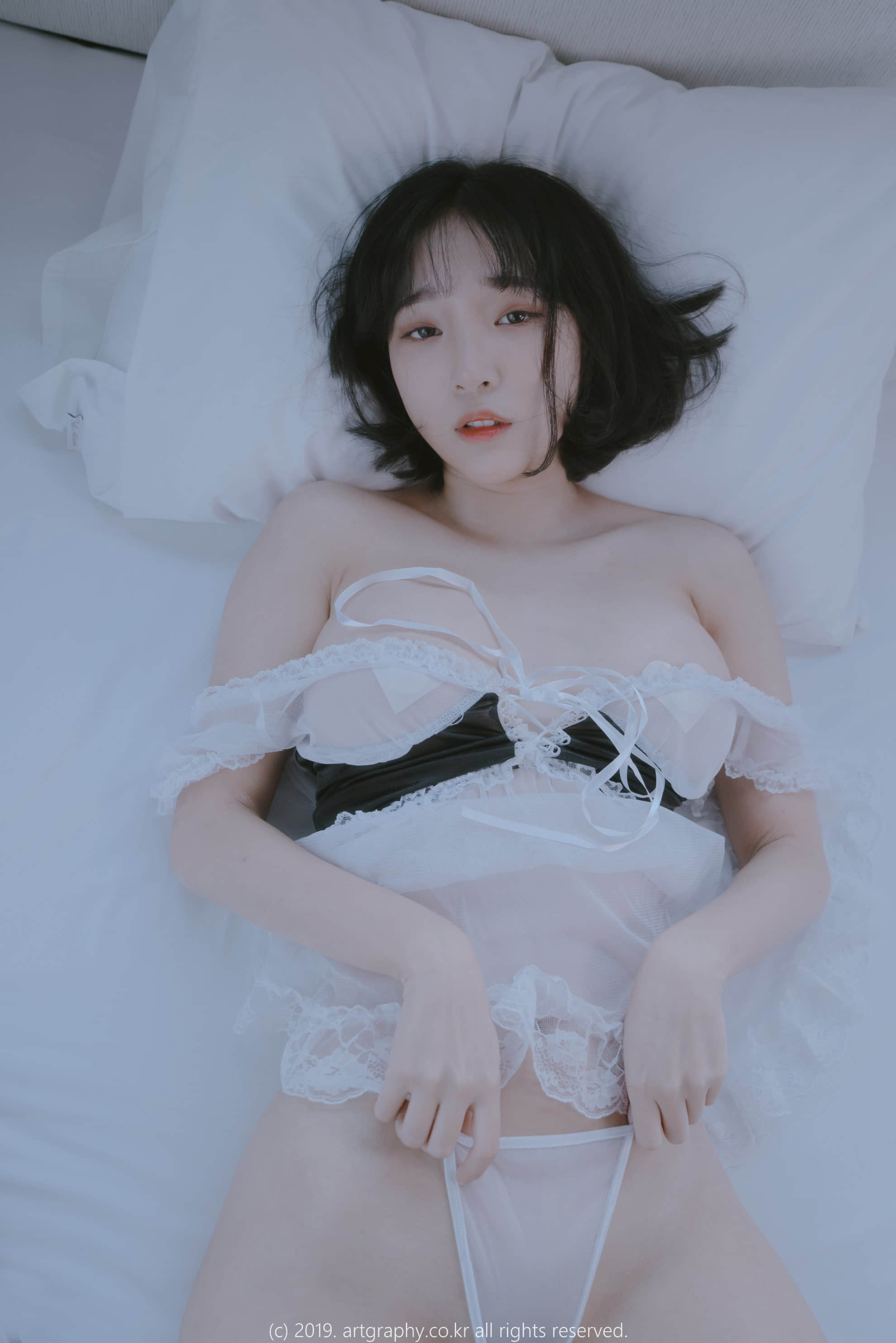 18_Inkyung_ArtGravia_2019_03_31_vol.069_018