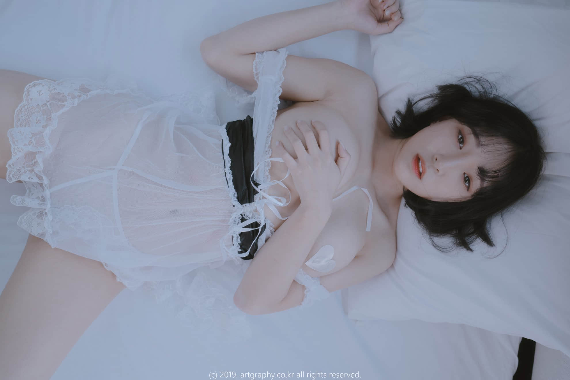 19_Inkyung_ArtGravia_2019_03_31_vol.069_019
